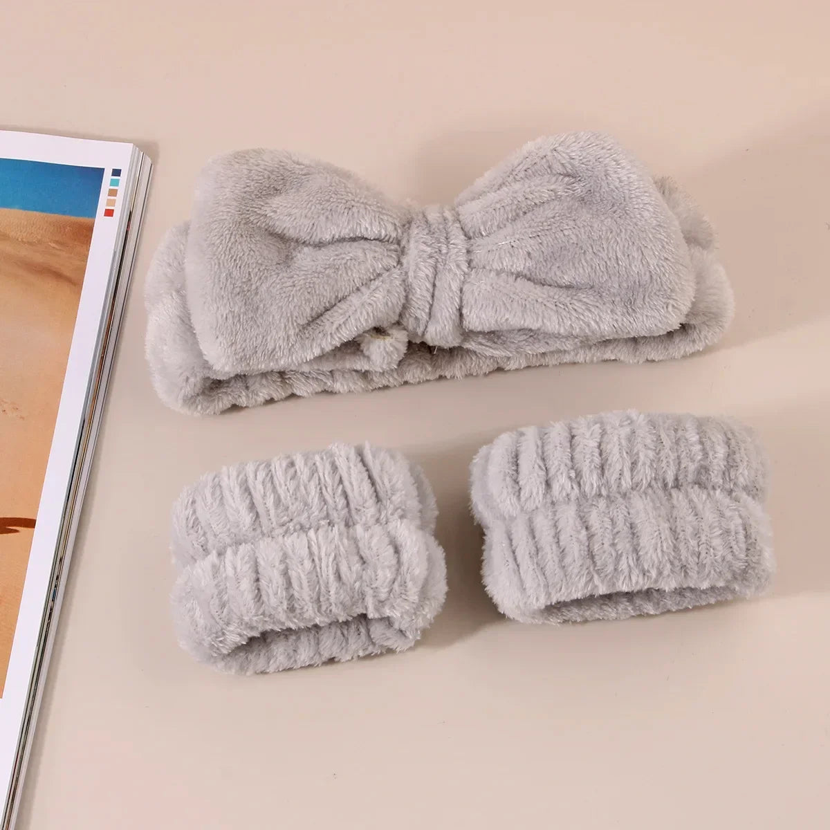 Juego de 2-3 diademas y muñequeras de spa con diseño de punto, toalla de maquillaje adecuada para lavarse la cara, maquillarse, ducharse y herramientas para el cuidado de la piel.