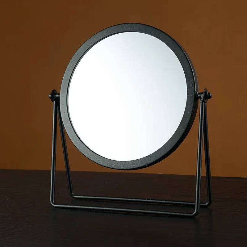 Espejo de maquillaje ligero de lujo retro europeo de metal dorado para el hogar, escritorio, espejo cuadrado redondo, espejo de maquillaje para dormitorio.