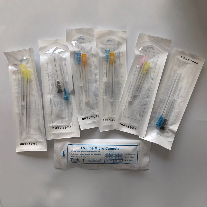 Agujas desechables de punta pequeña de Corea, empaquetadas en paquetes de 10 a 100 unidades, de 14 G, 18 G, 25 G, 27 G, 30 G, 50 mm y 70 mm, para cánulas romas finas de alta tenacidad.
