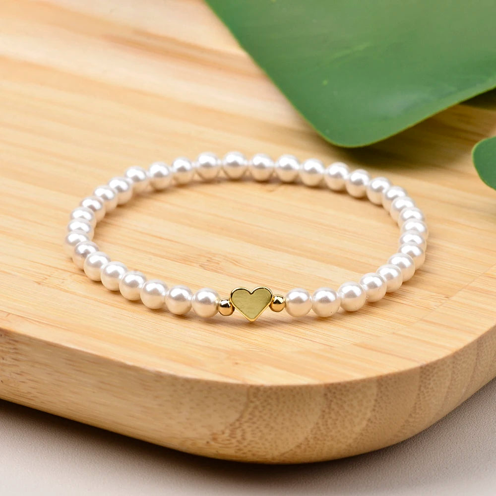 Fashion 4MM Natural Stone Green Aventurine And Shell Pearl Round Beads  Brass Heart Beads Stretchable Bracelets For Women