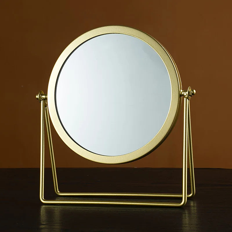 Espejo de maquillaje ligero de lujo retro europeo de metal dorado para el hogar, escritorio, espejo cuadrado redondo, espejo de maquillaje para dormitorio.