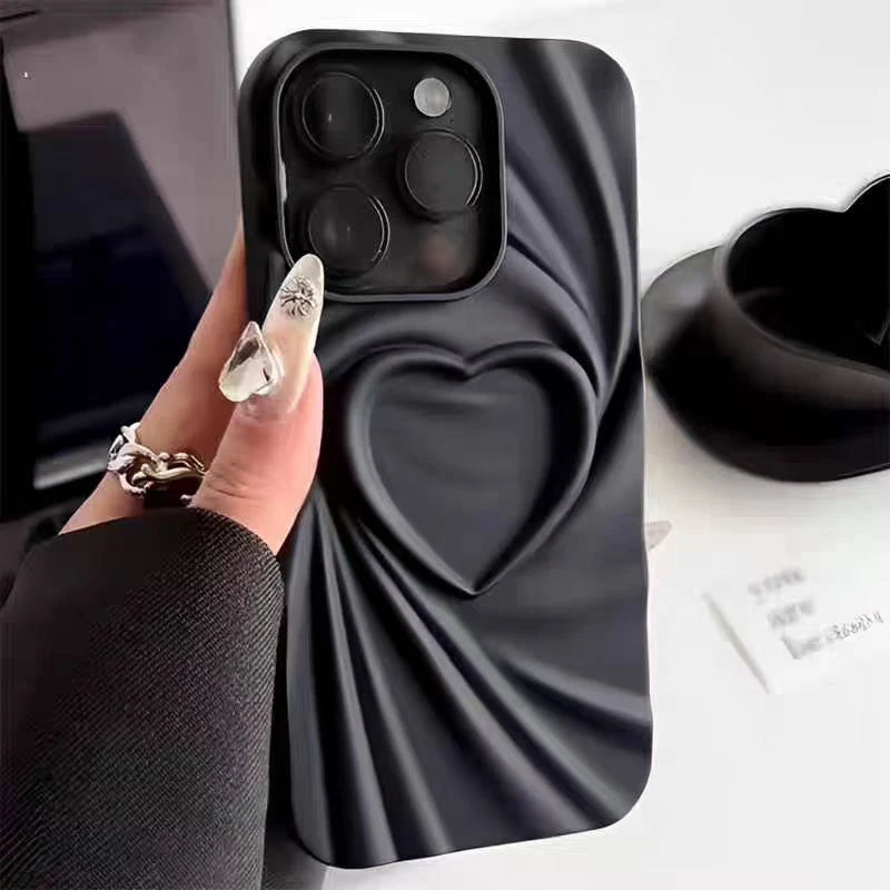 Funda de teléfono con diseño de corazón 3D, plegable y arrugado, para iPhone 13, 14, 15 Pro Max, 16 Plus, 11, 12 Pro Max, silicona mate suave y completa.